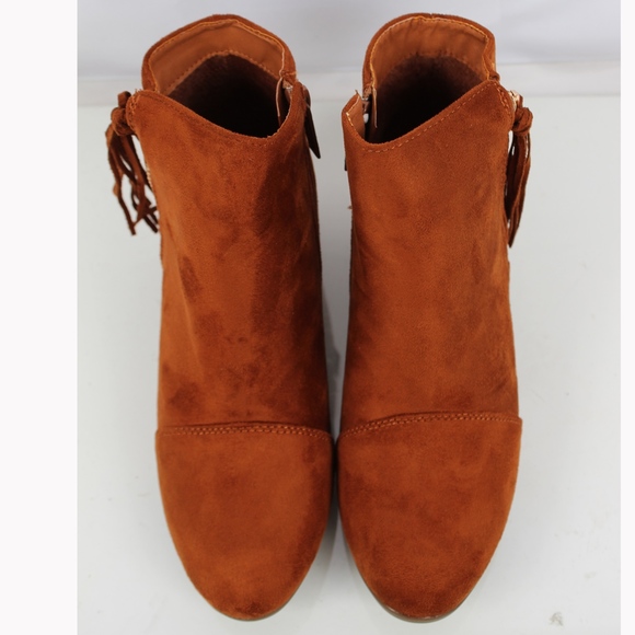 Tan faux suede tassel fringe Low Heel ankle boot - Picture 4 of 6